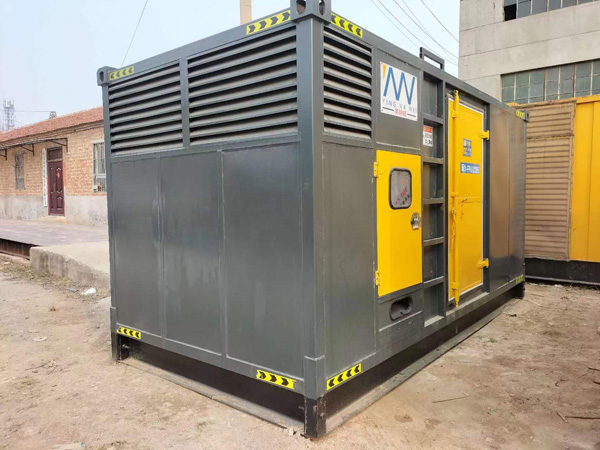 马山柴油发电机输出电流大小是有什么决定的？