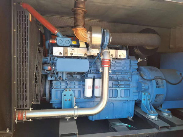 马山柴油发电机组一般有几种电压输出？